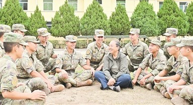 山丹丹花開擁軍路